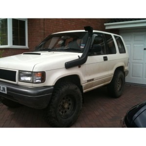 Opel Monterey Isuzu Trooper Jackaroo 92-04 Snorkel